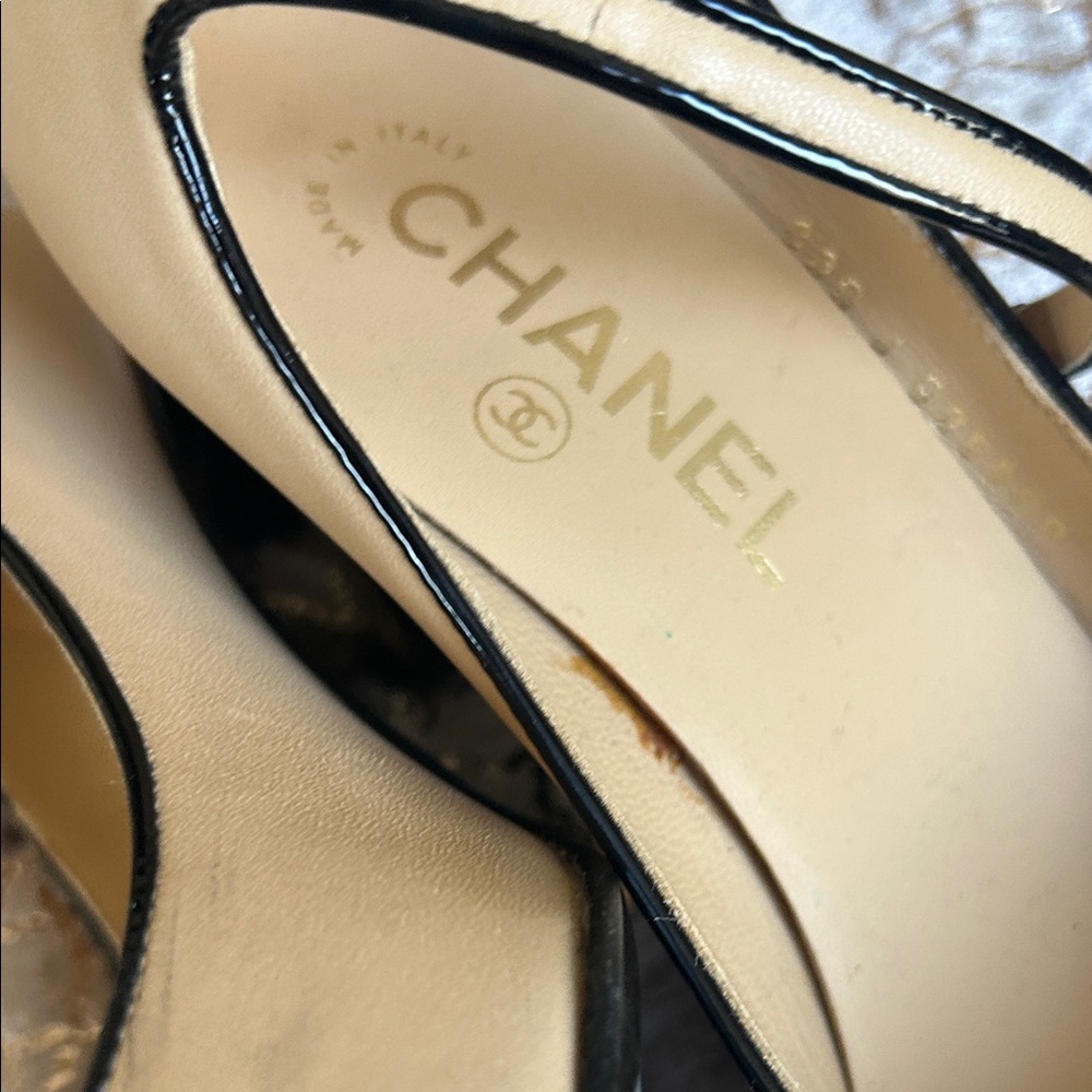 CHANEL Beige and Black Cap-Toe Mary Jane Heels - Picture 5 of 9